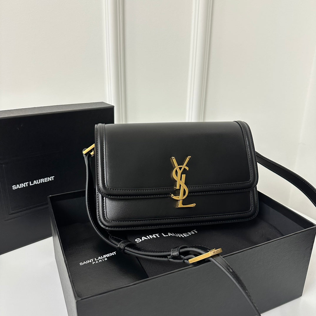 2025 Bag Classic Envelope Bag W3913