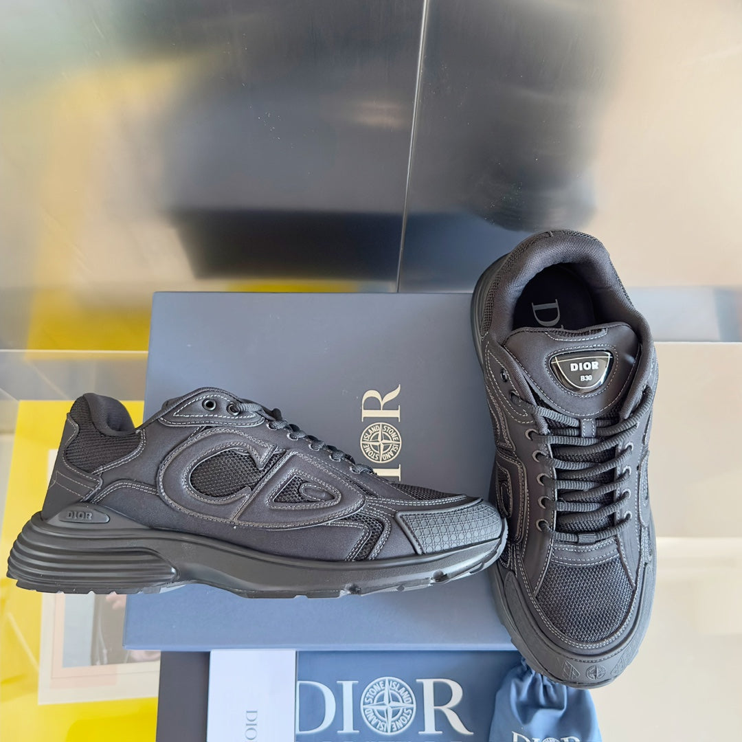 2025 1225 New high quality new color sports fashion shoes