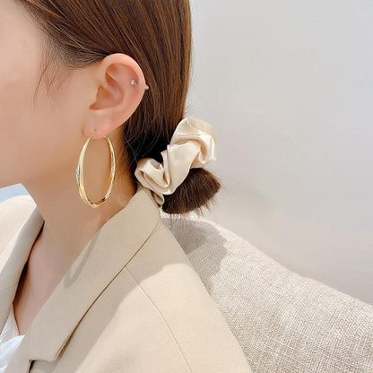 2025 Personalized round exaggerated earrings