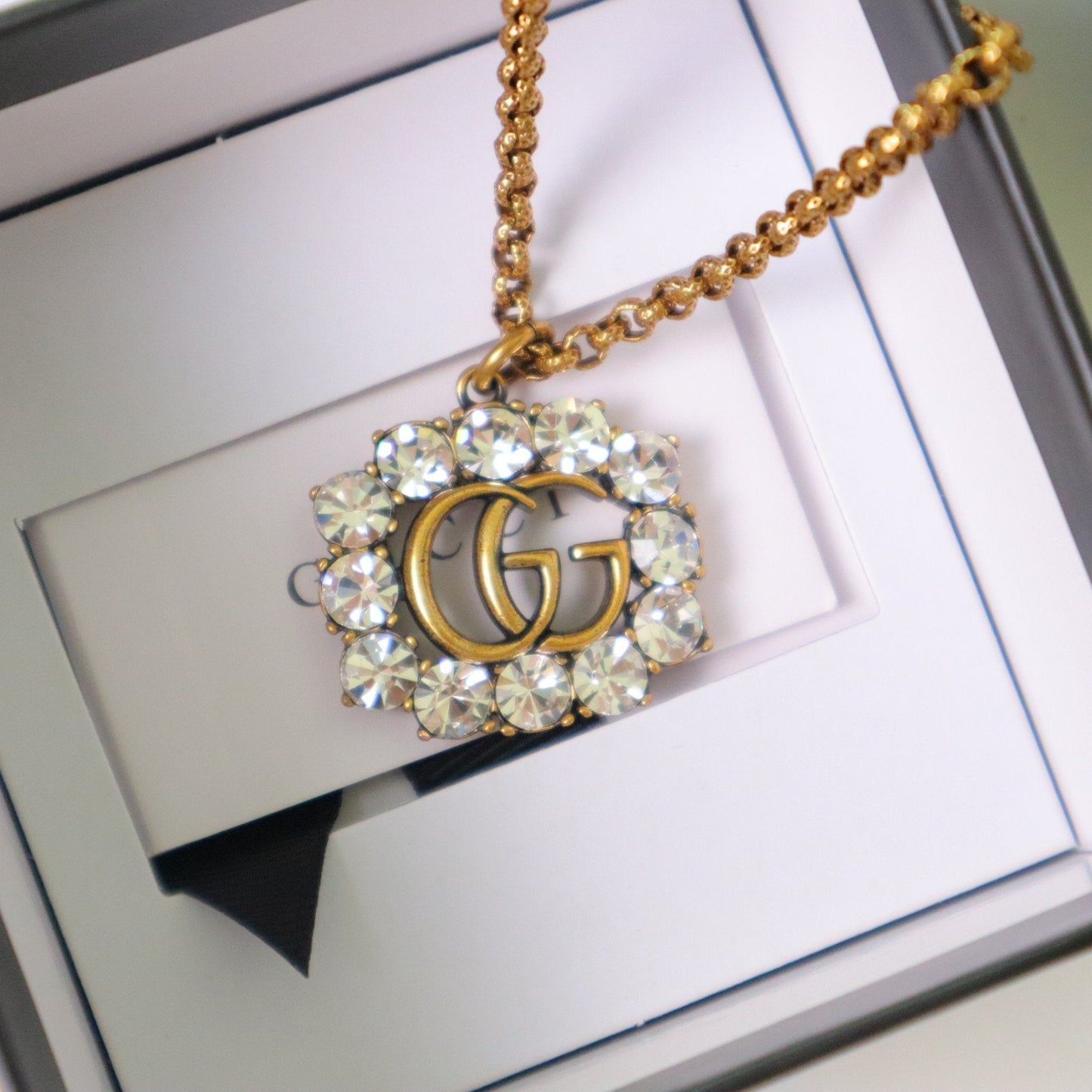 2025 Retro Distressed Crystal Necklace with Diamonds Necklace
