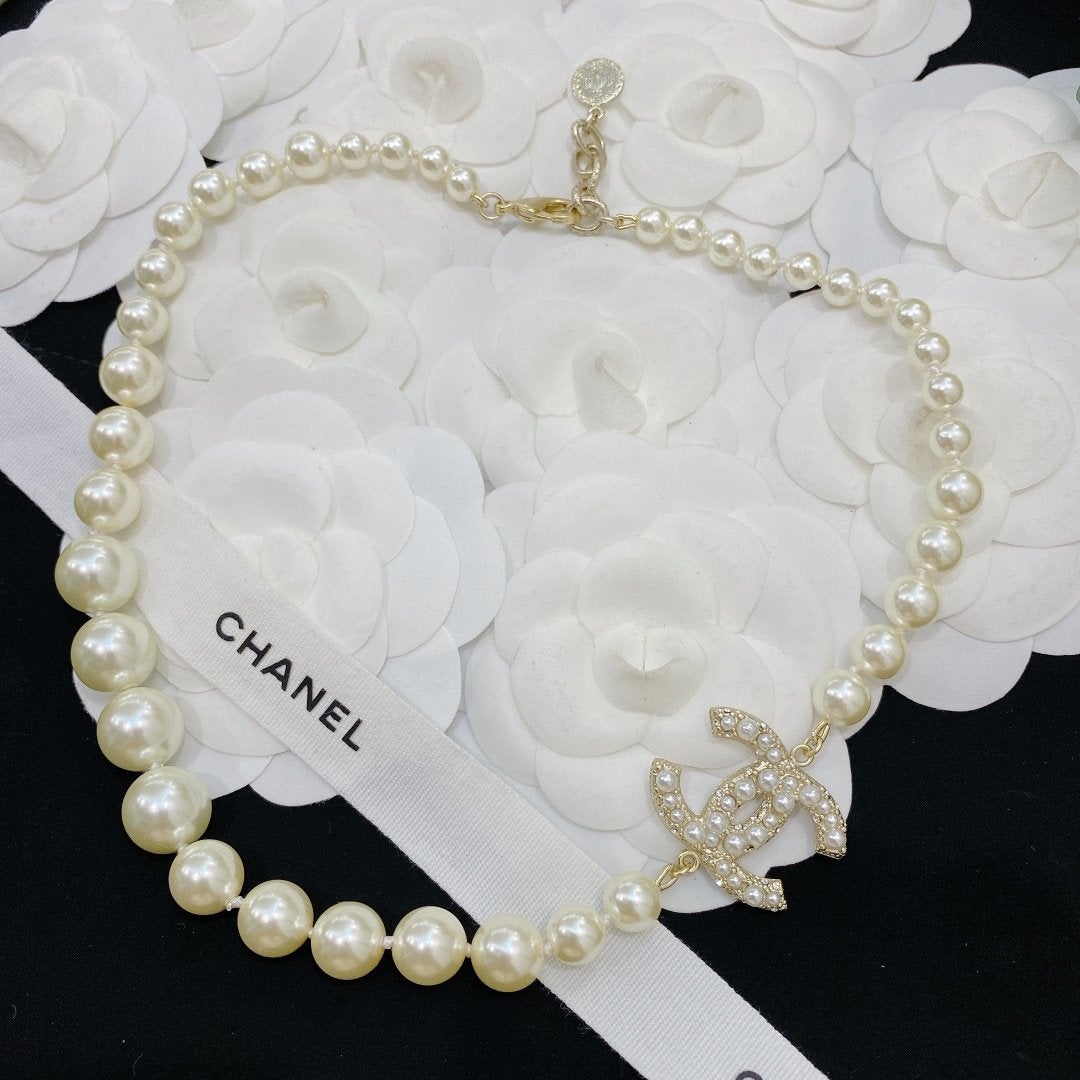 2025 Luxury Pearl Necklace