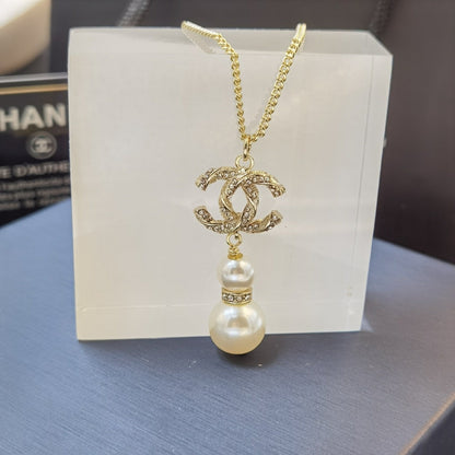 2025 High-end Luxury Double C Gourd Necklace