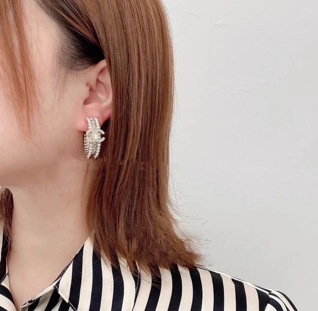 2025 Luxurious Full Pearl Rhinestone Earrings