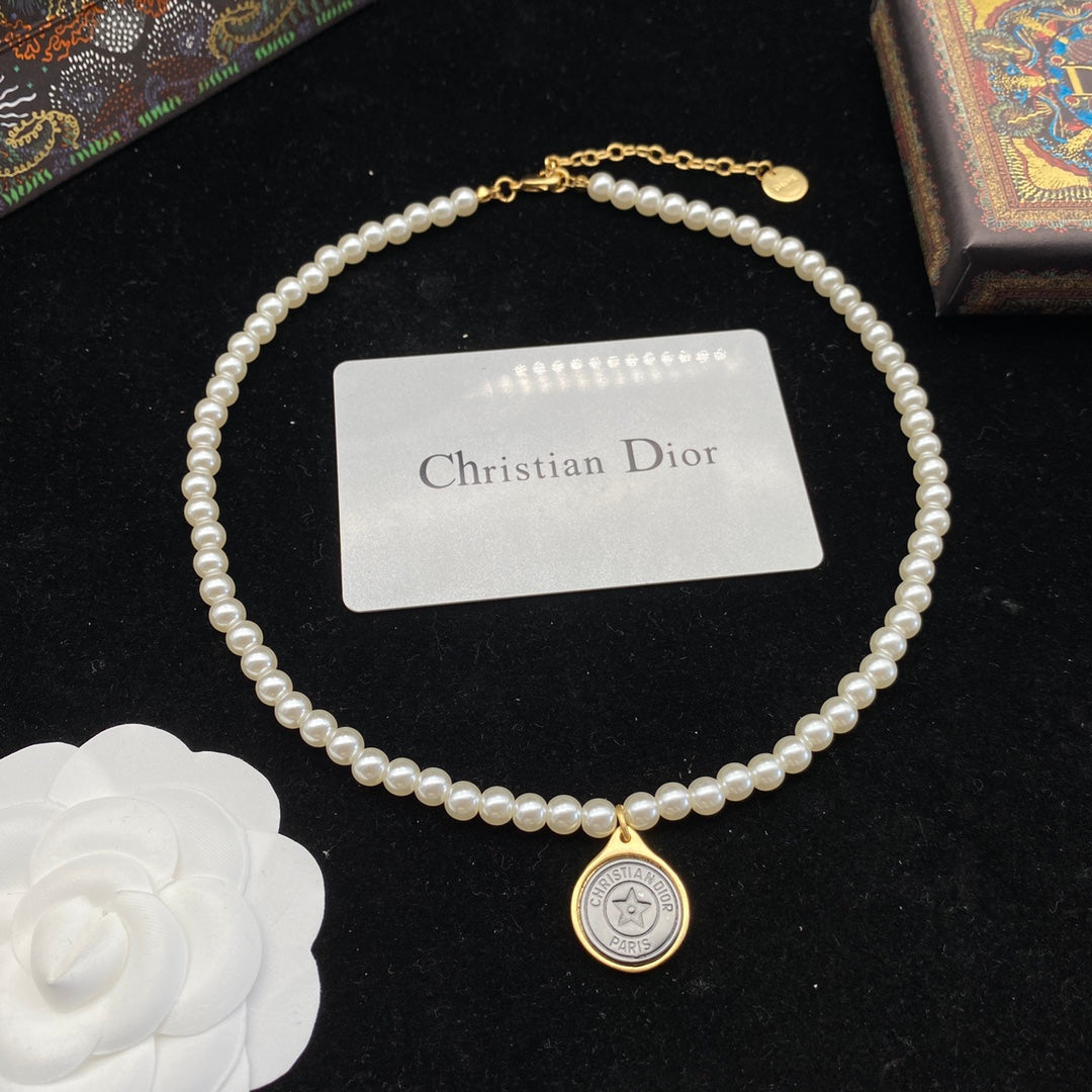 2025 Fashion CD Pearl Pendant Brand Necklace