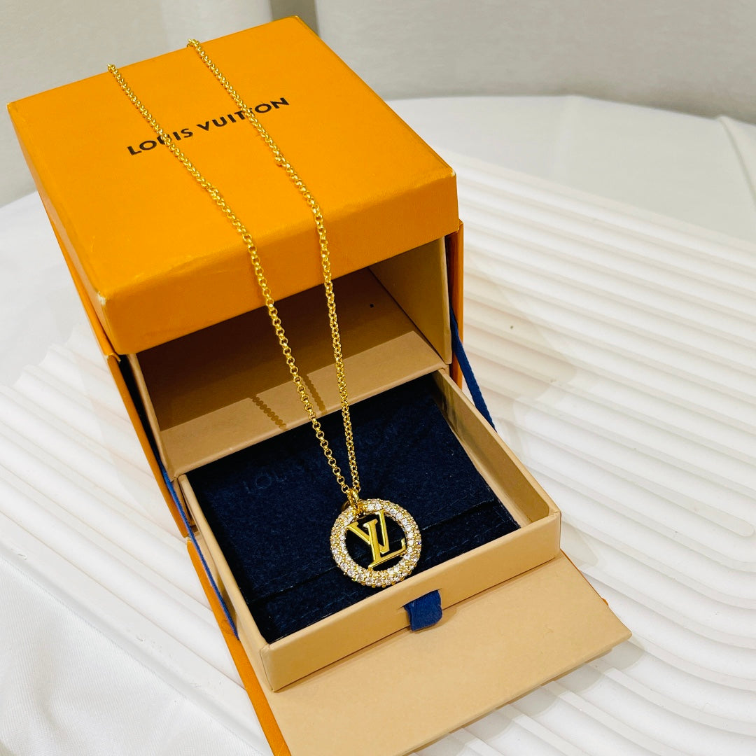 2025 letter round diamond necklace