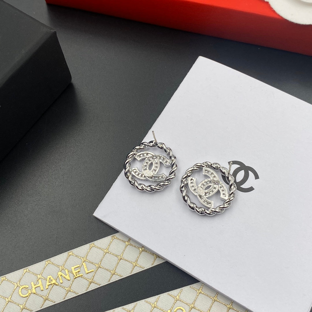 2025 Fine Sparkling Zircon Round Stud Earrings