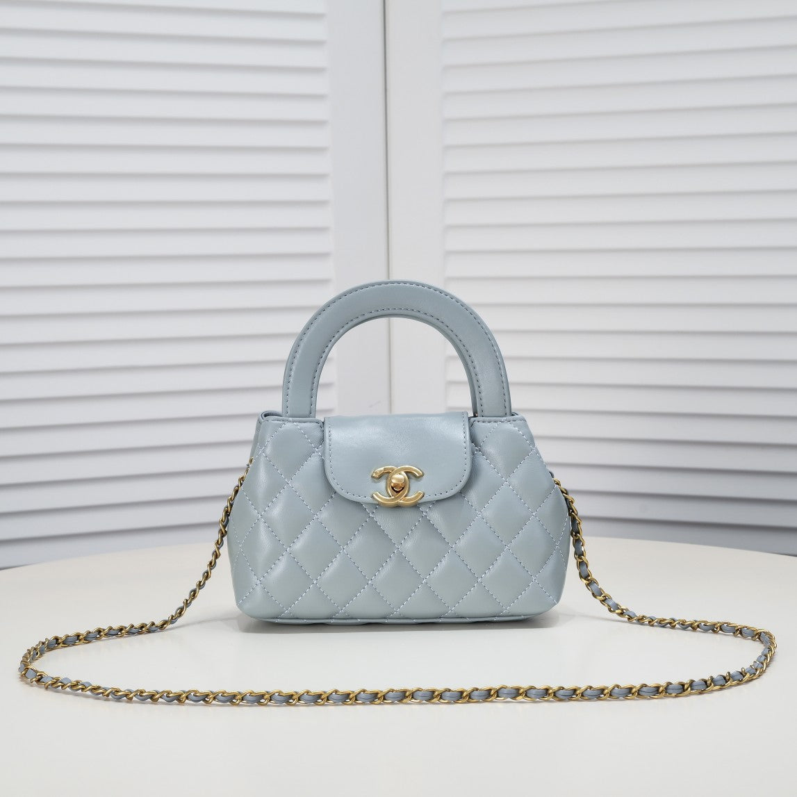 2025 Bag Stylish Top-handle Bag W39115