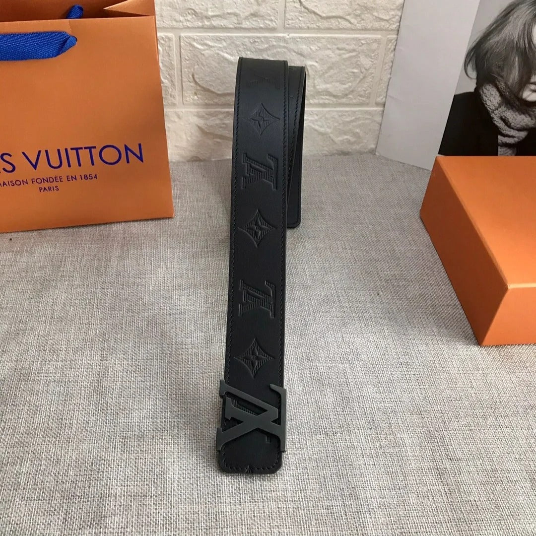 2025 L embossed belt