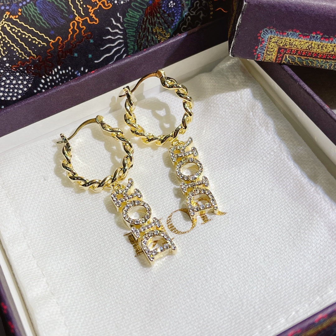 2025 Hook Diamond Earrings