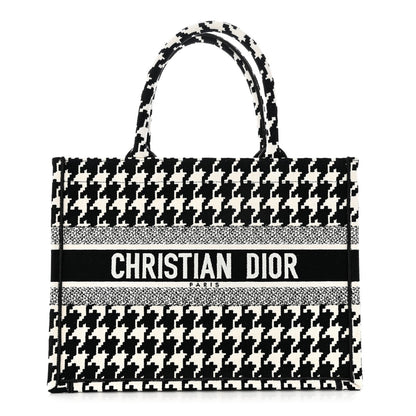 2025 Bag MEDIUM D BOOK TOTE