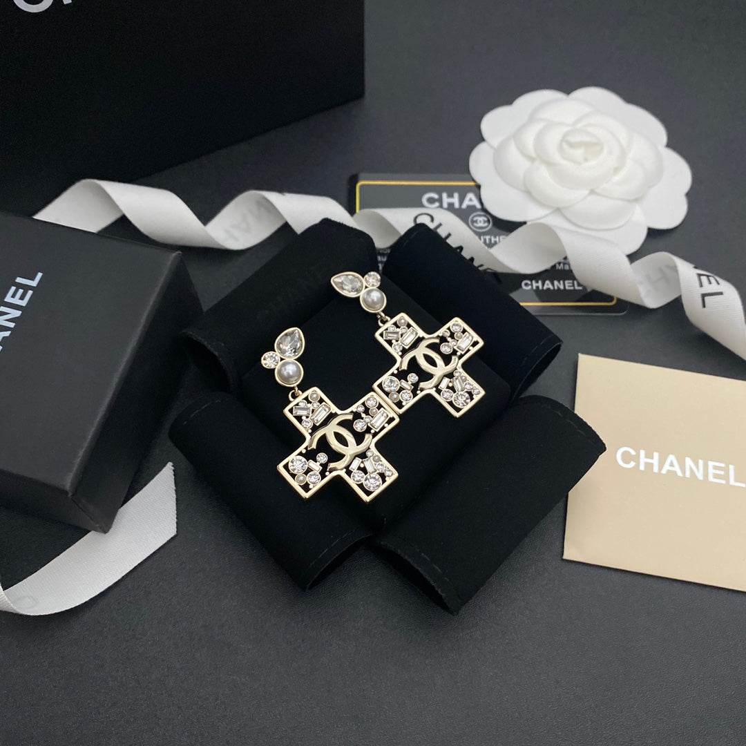 2025 Cross Pearl Diamond Earrings