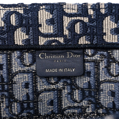 2025 Bag MEDIUM D BOOK TOTE