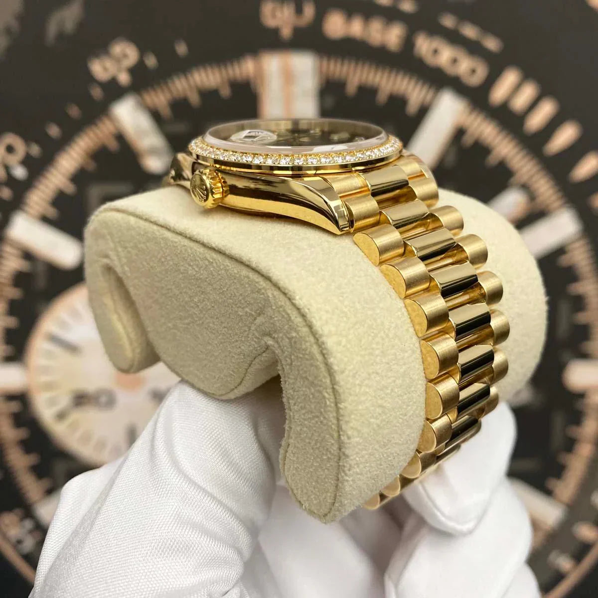Day-Date Green Ombre Diamond Dial Diamond Bezel 36mm 128348RBR Pre-Owned Watch