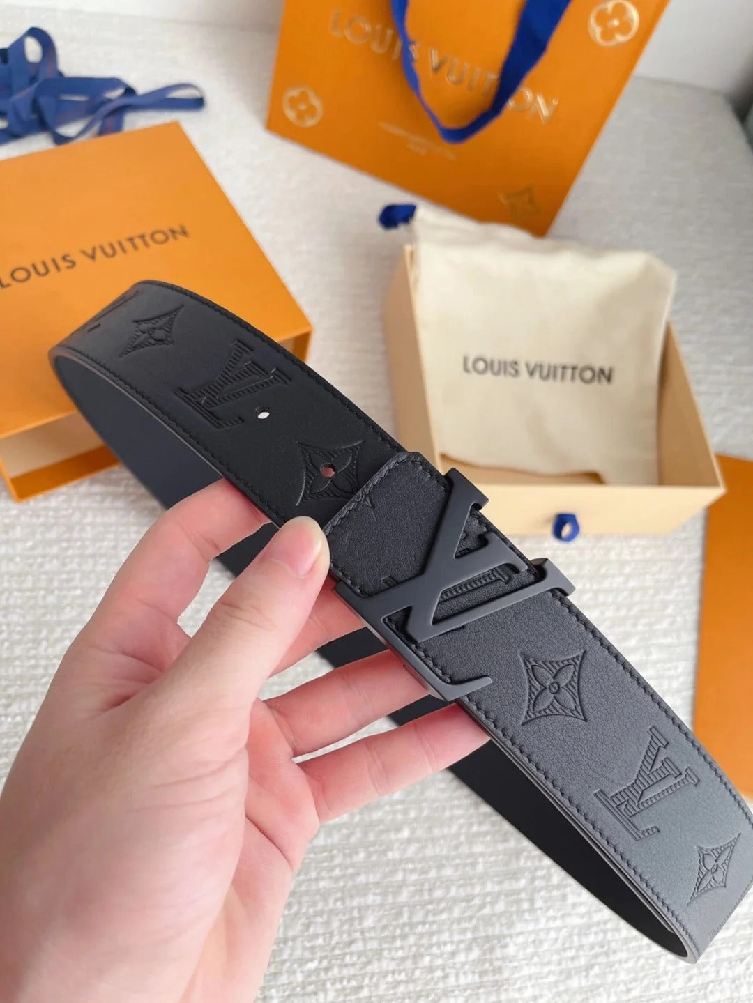 2025 L matte black Belt