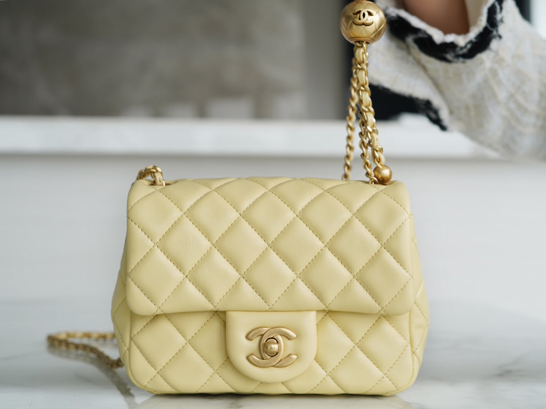 2025 Bag Classic Flap Bag C12