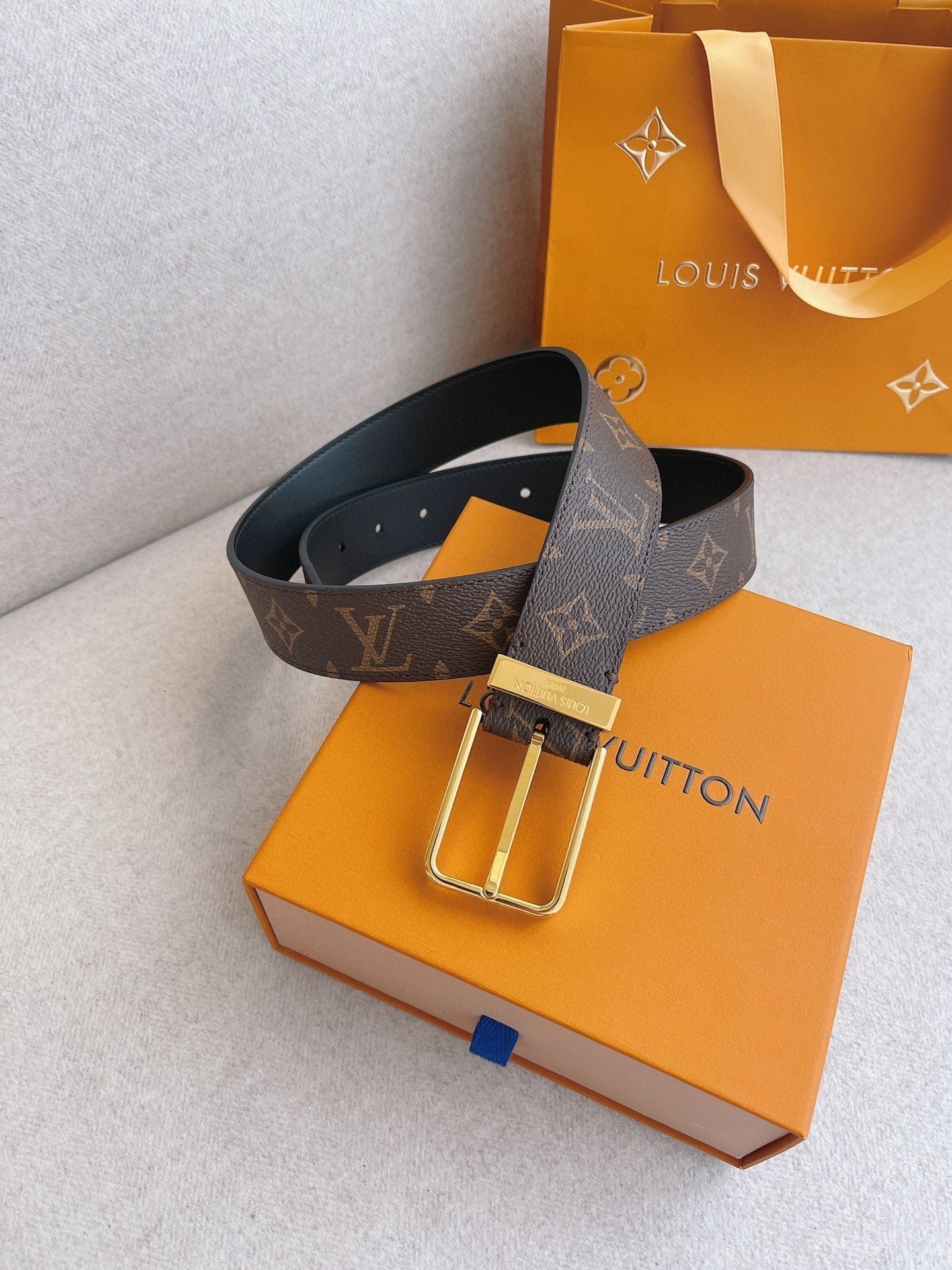 2025 Classic casual buckle belt