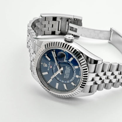 2025 Watch Sky-Dweller 326934 Stainless Steel Blue Dial Jubilee (2021)