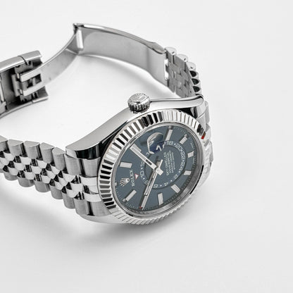 2025 Watch Sky-Dweller 326934 Stainless Steel Blue Dial Jubilee (2021)