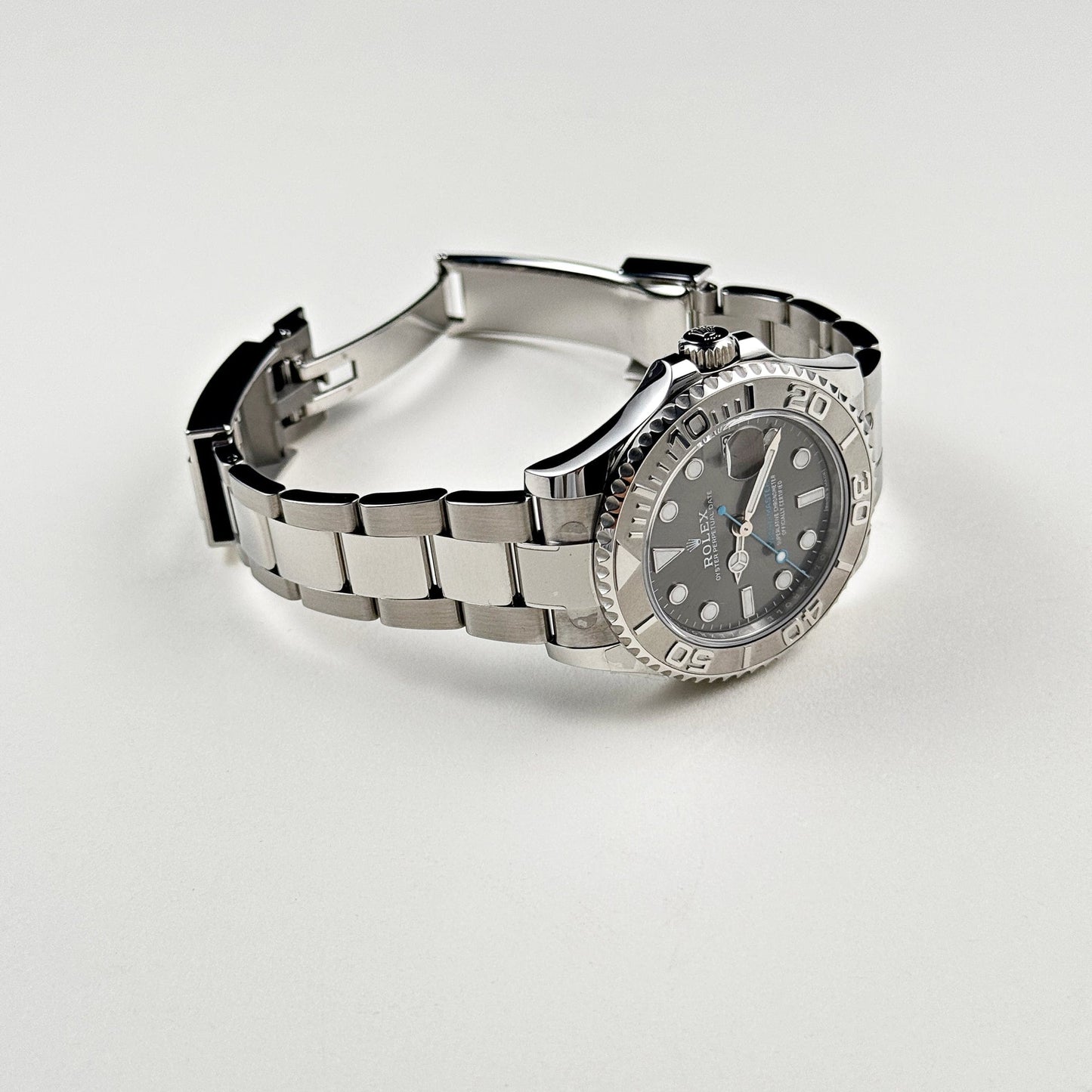 2025 Watch Yacht-Master 268622 Stainless Steel/Platinum Rhodium Dial (2024)