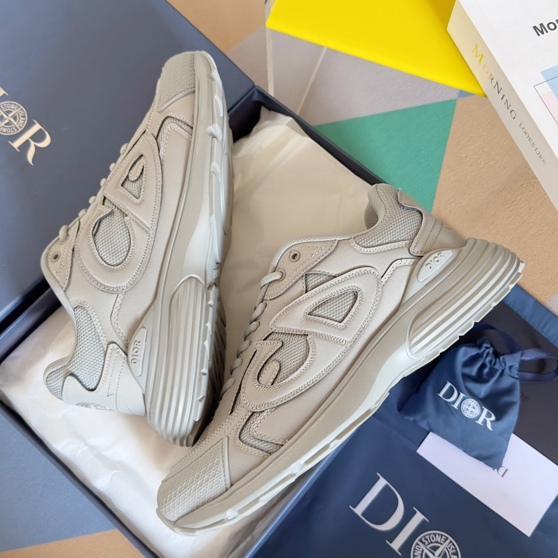 2025 1111 New color matching good quality shoes