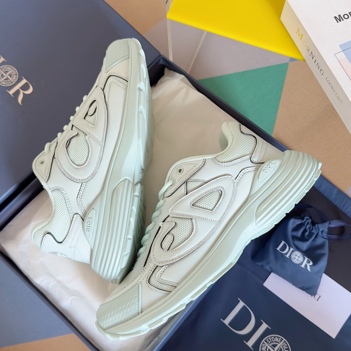 2025 1111 New color matching good quality shoes