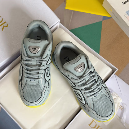 2025 1111 New color matching good quality shoes