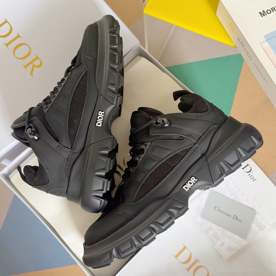 2025 1225 New high quality new color sports fashion shoes