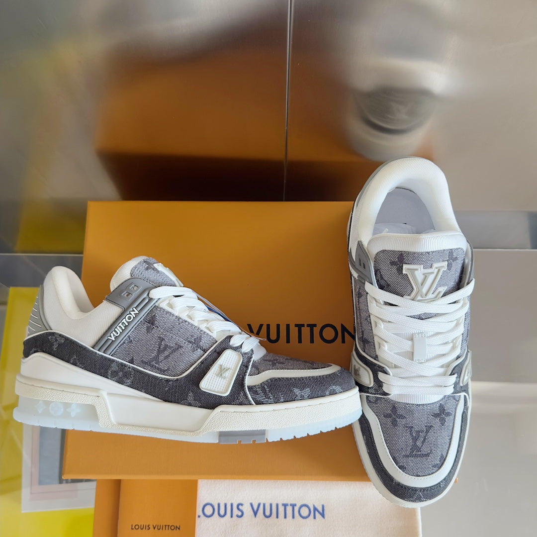 2025 250305 New color matching high quality board shoes