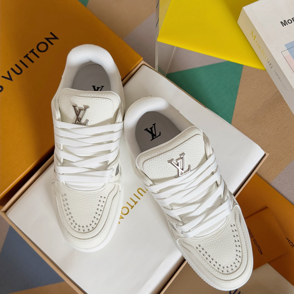 2025 250305 New color matching high quality board shoes