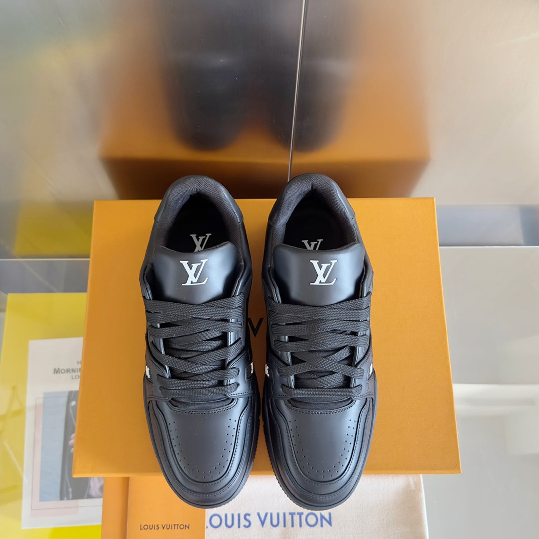 2025 250305 New color matching high quality board shoes