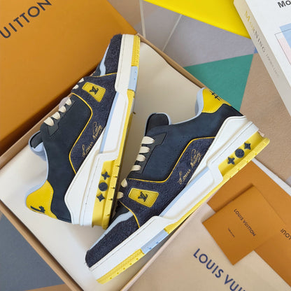2025 250318 New high quality new color board shoes