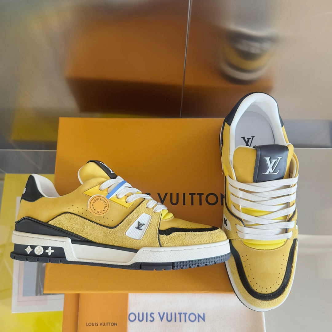 2025 250318 New high quality new color board shoes