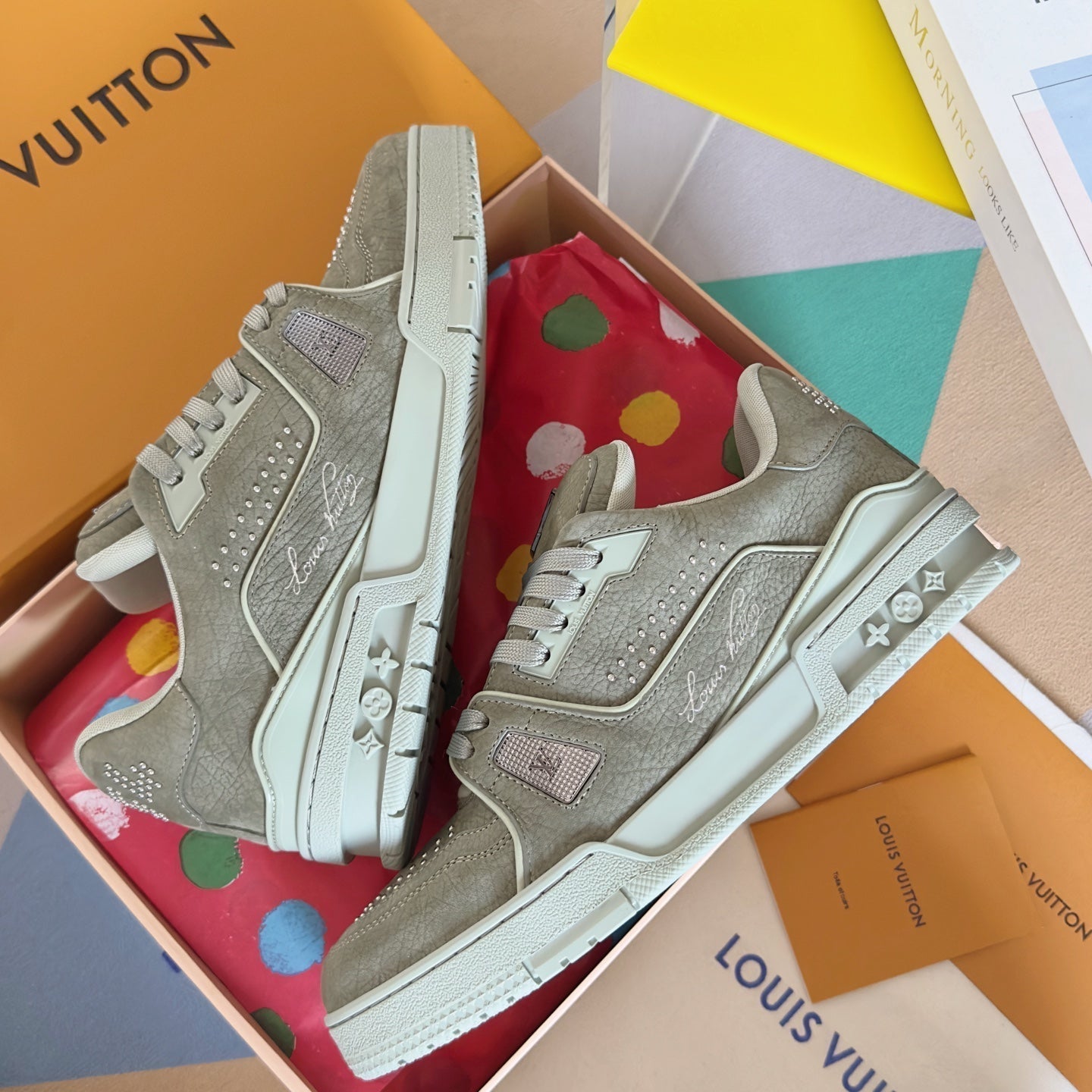 2025 250318 New high quality new color board shoes