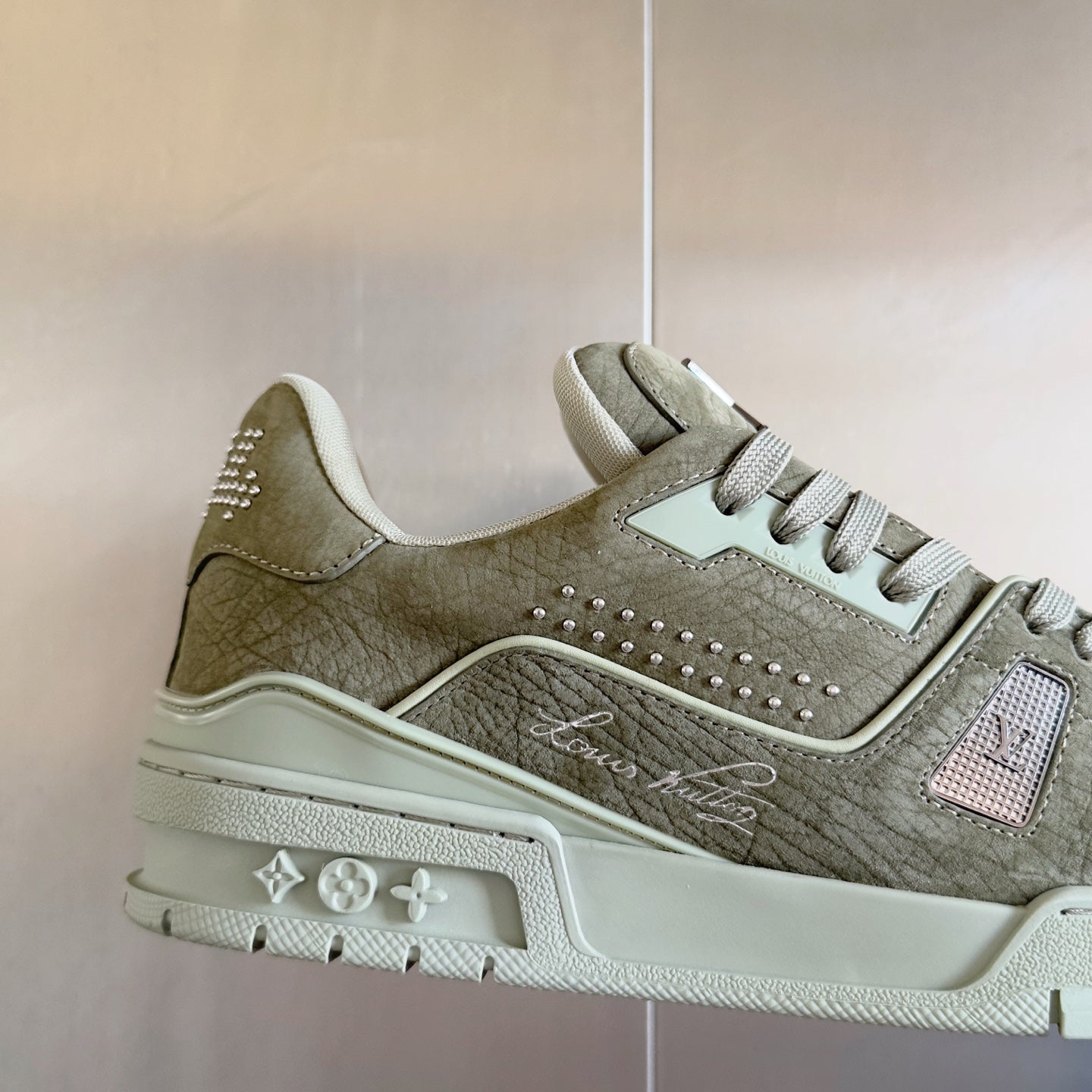 2025 250318 New high quality new color board shoes