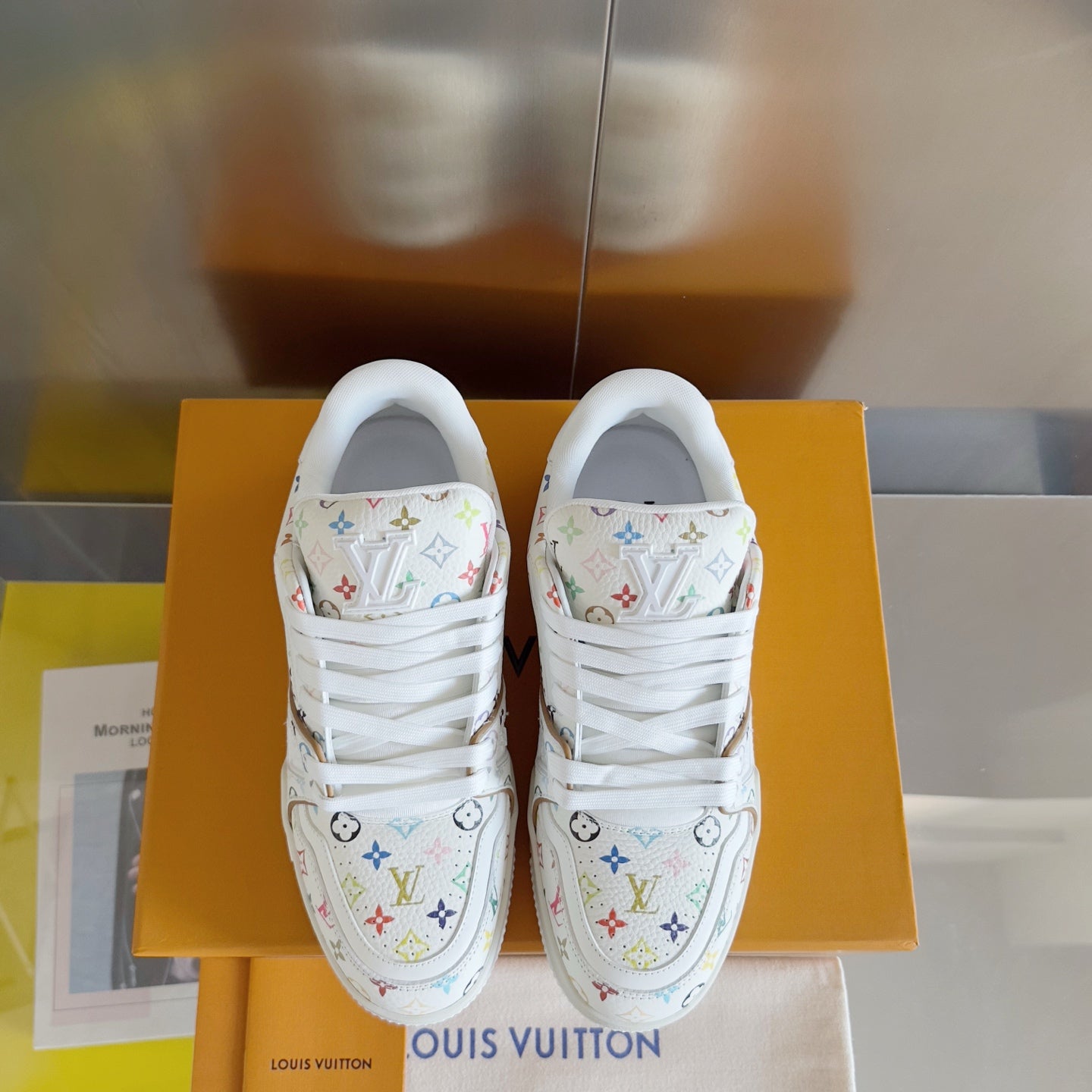 2025 250318 New high quality new color board shoes