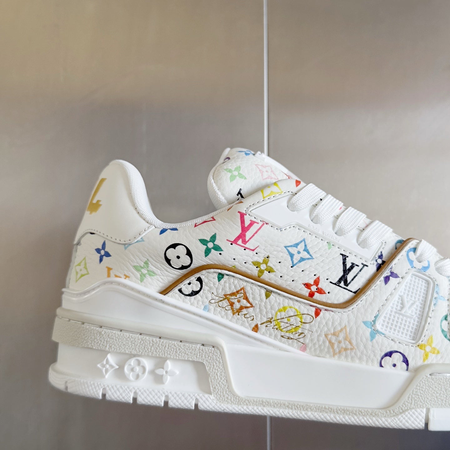 2025 250318 New high quality new color board shoes