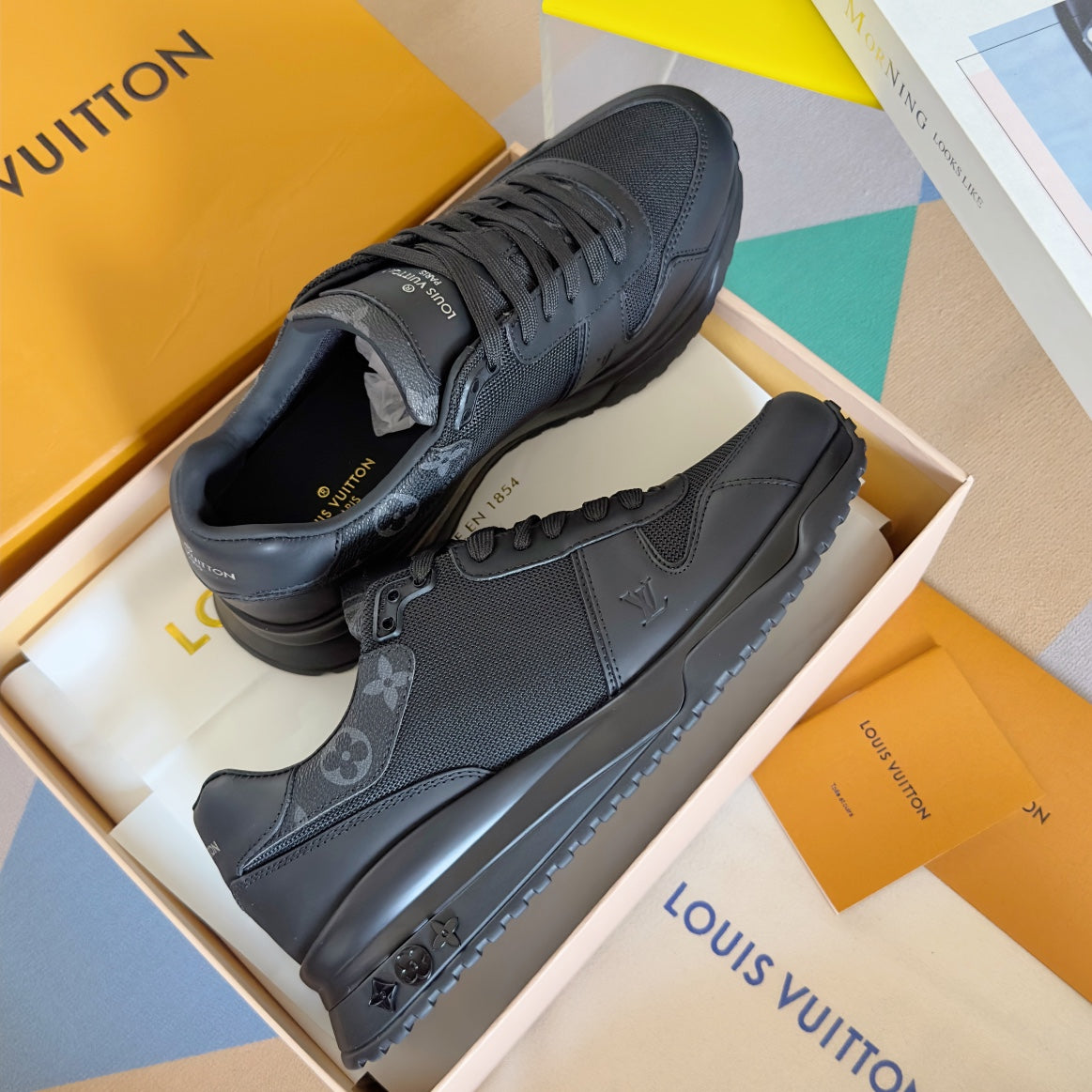 2025 250318 New high quality new color board shoes