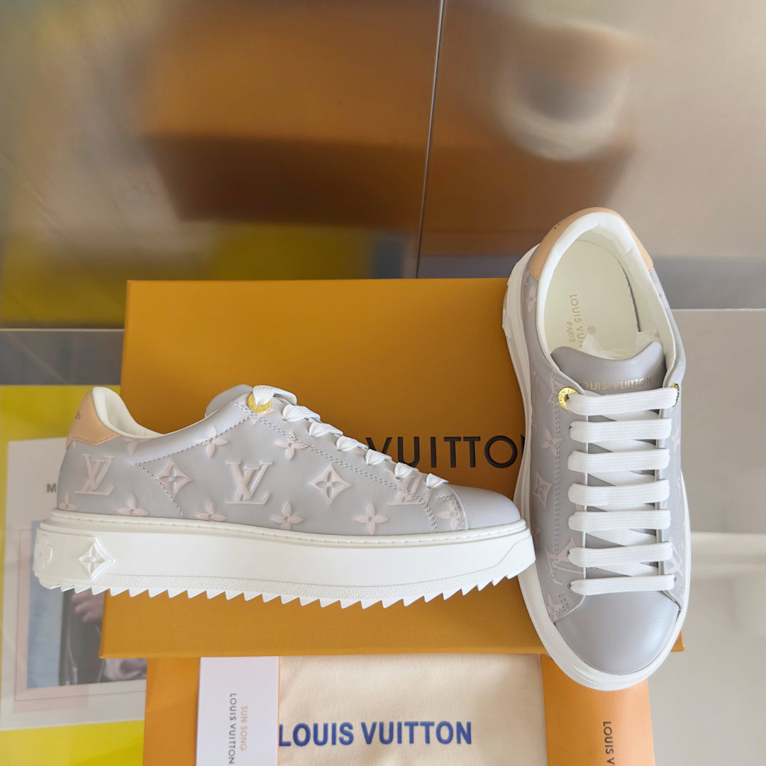 2025 250318 New high quality new color board shoes