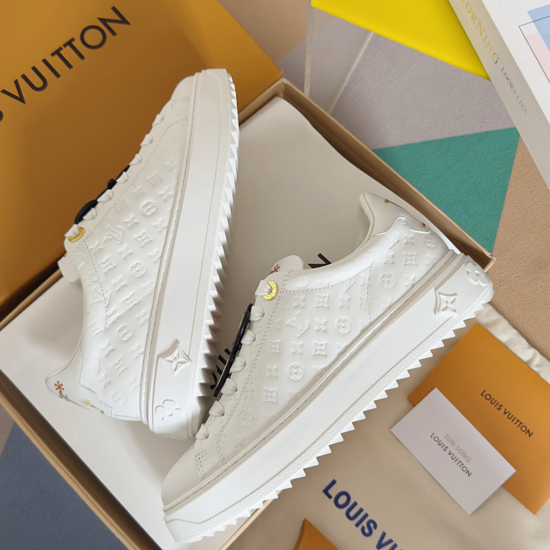 2025 250318 New high quality new color board shoes