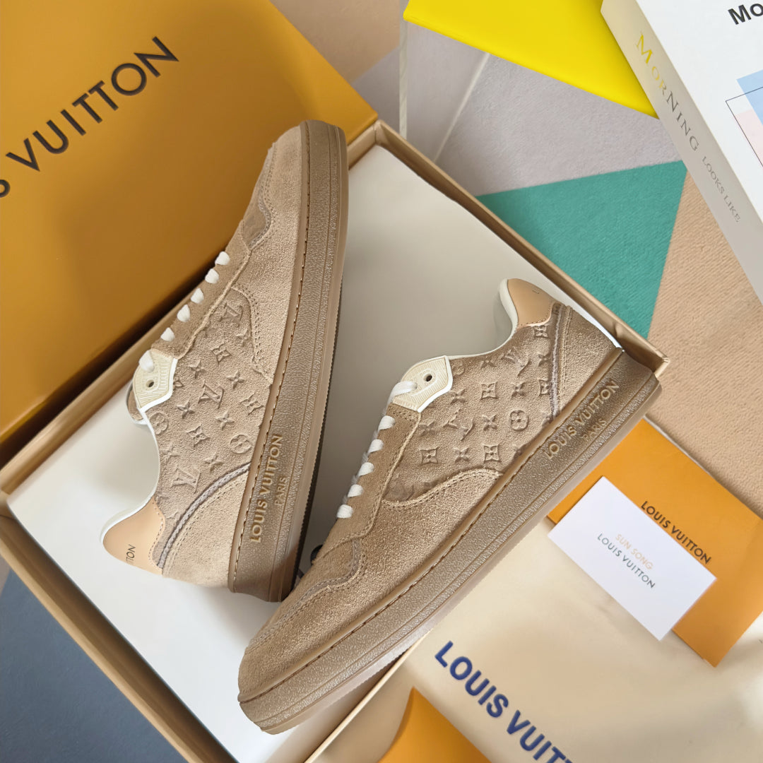 2025 250318 New high quality new color board shoes