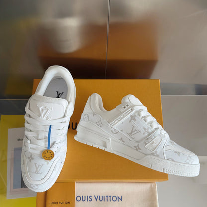 2025 250318 New high quality new color board shoes
