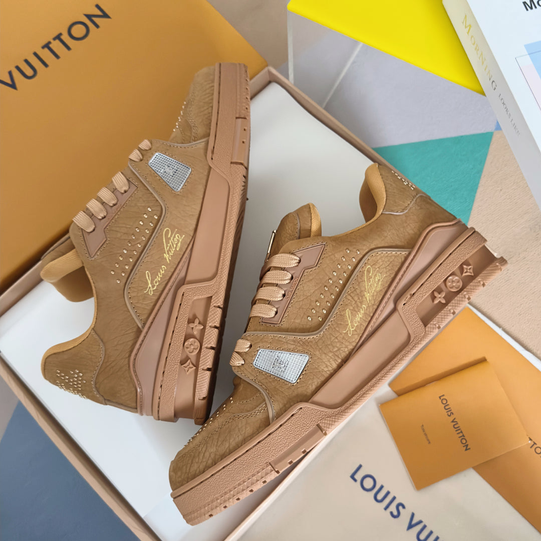 2025 250318 New high quality new color board shoes