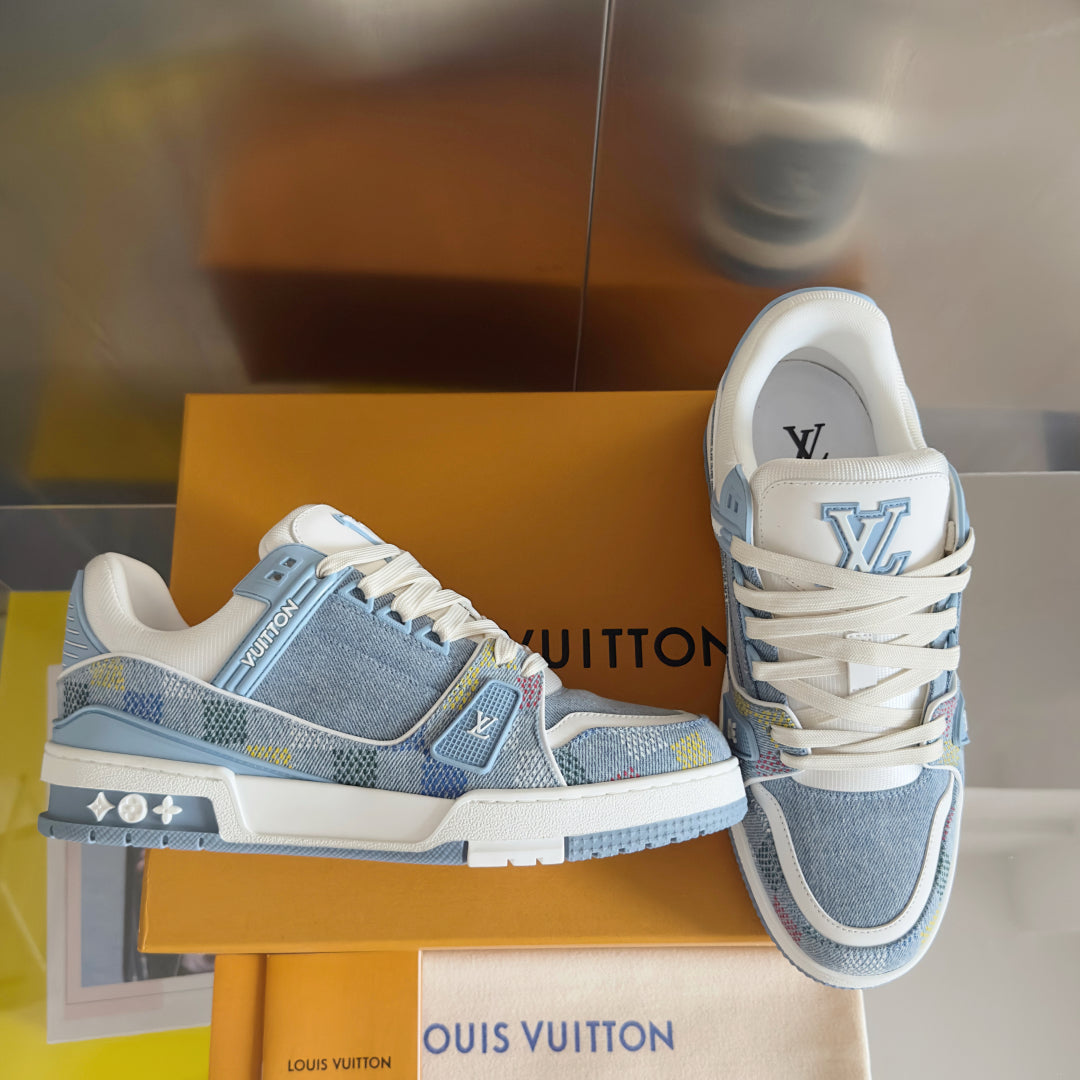 2025 250318 New high quality new color board shoes